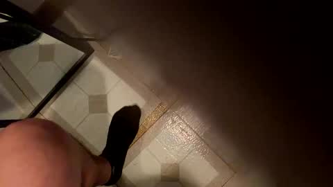 nairda2senoniuq online show from 04.18.26