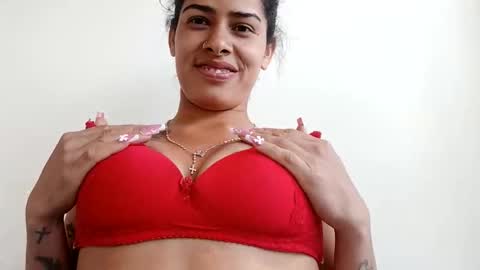 Snapshot of nairobi8 chatting on 10.21.25 nairobi8 online show from 10.21.25