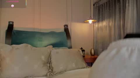 Naisha Ford online show from 10.14.25