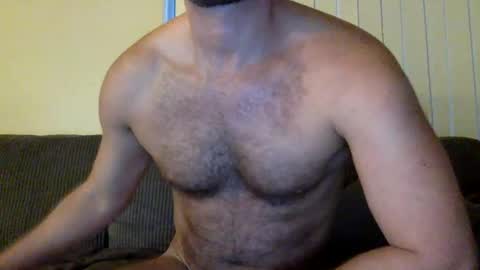 Snapshot of naked_dude25 chatting on 02.11.25 naked_dude25 online show from 02.11.25