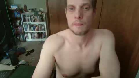 Snapshot of nakedcav chatting on 03.09.26 NakedClown online show from 03.09.26