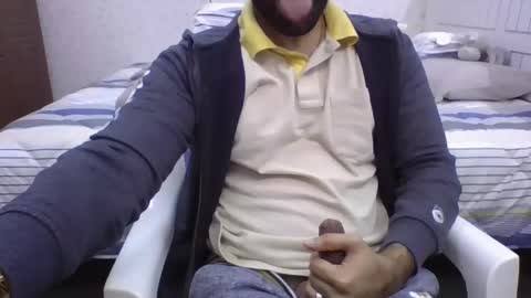 Snapshot of nakedpie chatting on 12.14.24 NakedPie online show from 12.14.24