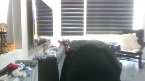 Snapshot of nakedxxxman chatting on 03.10.25 nakedxxxman online show from 03.10.25
