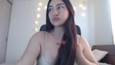 Snapshot of nala_foster chatting on 10.20.25 Nala online show from 10.20.25