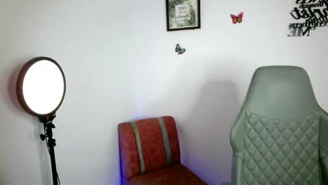 N A L A  NEW instagram nala jordan08 online show from 04.16.26