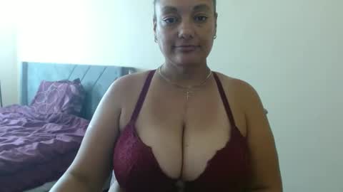 Nala Thickk online show from 12.22.24