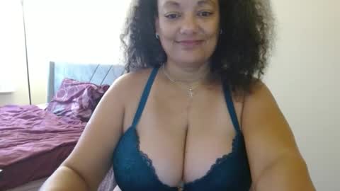 Nala Thickk online show from 12.26.24