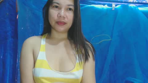 Snapshot of nami0784 chatting on 12.19.24 IamYourSafeHaven online show from 12.19.24