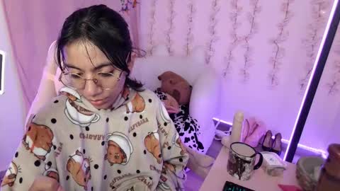 nami_usagi online show from 01.06.26