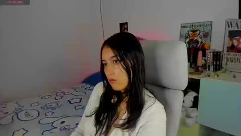 nami_white online show from 09.19.25