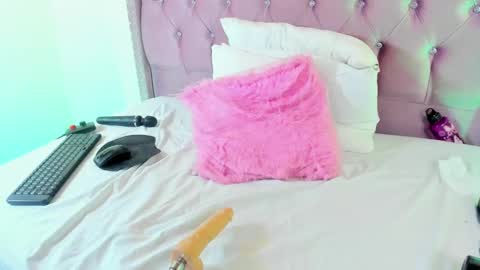 namiko_park online show from 12.26.24