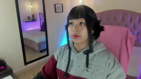 namiko_park online show from 01.11.25