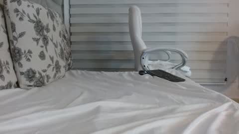 Nana levy online show from 02.23.25