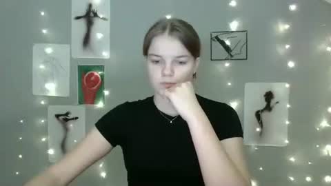 Nana online show from 09.28.25