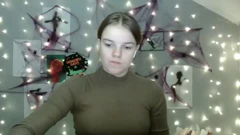 Nana online show from 10.14.25