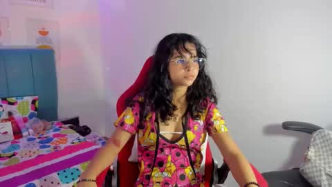 nanami_owo online show from 09.19.25