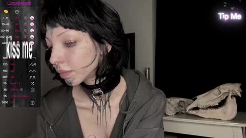 Nana online show from 12.26.24