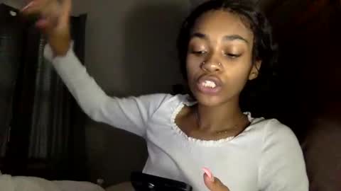 nanaonn online show from 04.15.26