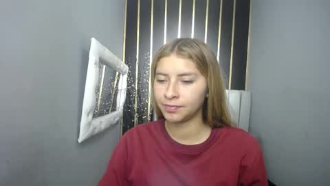 Snapshot of nancy_blonde chatting on 05.12.26 nancy blonde online show from 05.12.26