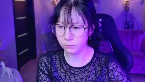 Snapshot of nancymartinez chatting on 09.30.25 nancymartinez online show from 09.30.25