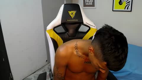 Snapshot of nando_col chatting on 10.23.25 nando_col online show from 10.23.25