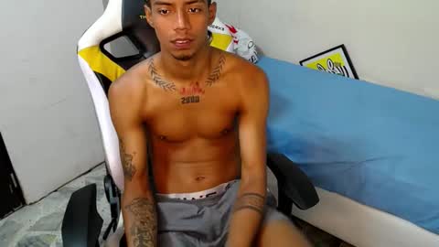 Snapshot of nando_col chatting on 10.30.25 nando_col online show from 10.30.25