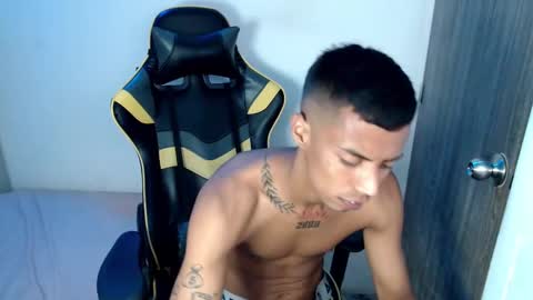 Snapshot of nando_col chatting on 11.04.25 nando_col online show from 11.04.25