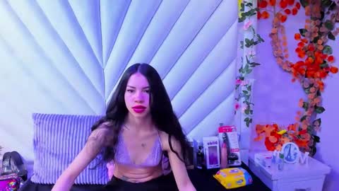 Snapshot of nanis_james21 chatting on 10.19.25 nanis james21 online show from 10.19.25