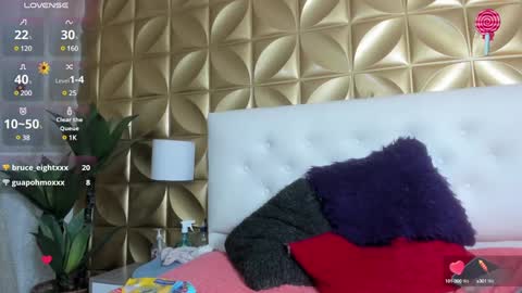 Snapshot of nanitagirl chatting on 02.01.25 Nanitagril online show from 02.01.25