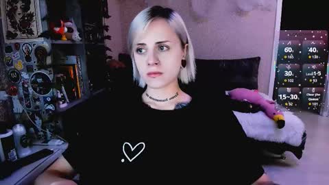 Monday-Friday 12-4 AM and 6-9 AM New York time online show from 11.06.25