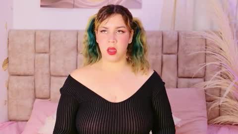 Snapshot of nanymatrioska chatting on 01.14.26 nanymatrioska online show from 01.14.26