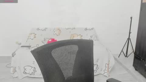 Snapshot of naoko_uwu chatting on 06.03.26 Naoko online show from 06.03.26