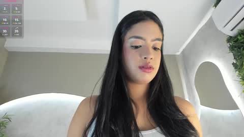 Naomi  online show from 09.28.25