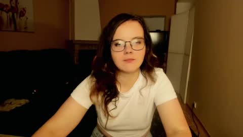 Snapshot of naomi_di chatting on 07.04.26 naomi_di online show from 07.04.26