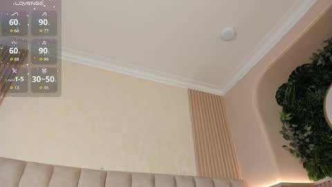 Naomi online show from 04.09.26