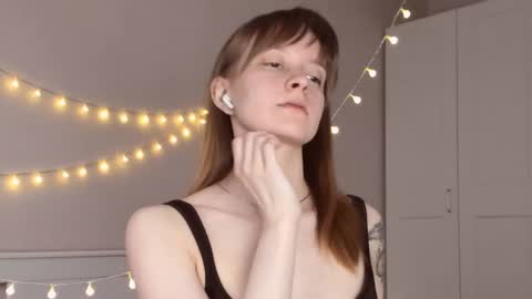 Naomi online show from 04.04.26