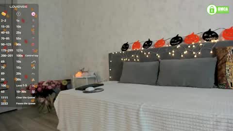 Naomi online show from 10.28.25