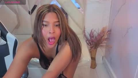 Snapshot of naomi_tp chatting on 03.18.26 Naomi online show from 03.18.26