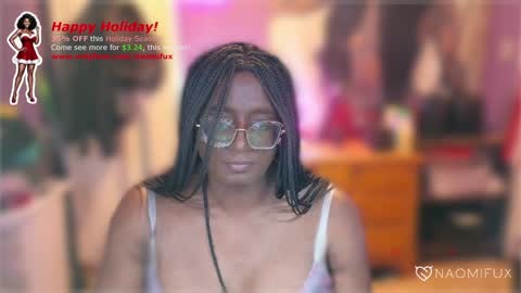 Snapshot of naomifux chatting on 12.29.24 Naomi online show from 12.29.24