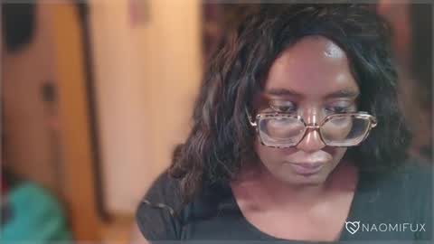 Snapshot of naomifux chatting on 02.02.25 Naomi online show from 02.02.25