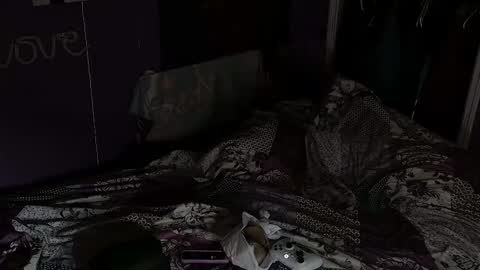 Snapshot of naomifux chatting on 02.12.25 Naomi online show from 02.12.25