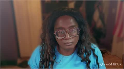 Snapshot of naomifux chatting on 02.26.25 Naomi online show from 02.26.25