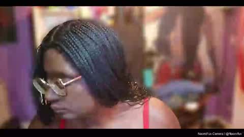 Snapshot of naomifux chatting on 09.09.25 Naomi online show from 09.09.25