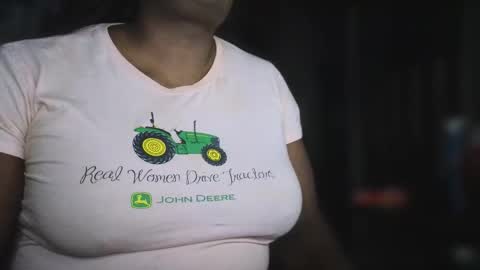 Snapshot of naomifux chatting on 11.06.25 Naomi online show from 11.06.25