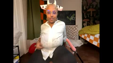 Snapshot of naomigiirl6 chatting on 12.15.24 Naomigiirl6 online show from 12.15.24