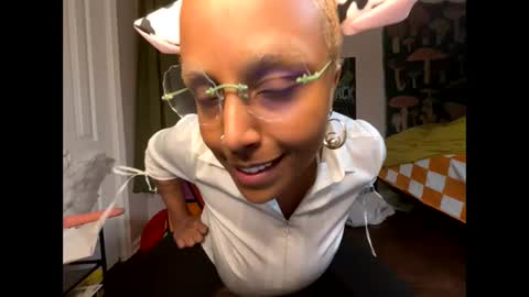 Snapshot of naomigiirl6 chatting on 12.15.24 Naomigiirl6 online show from 12.15.24