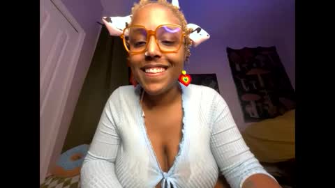 Snapshot of naomigiirl6 chatting on 01.06.25 Naomigiirl6 online show from 01.06.25