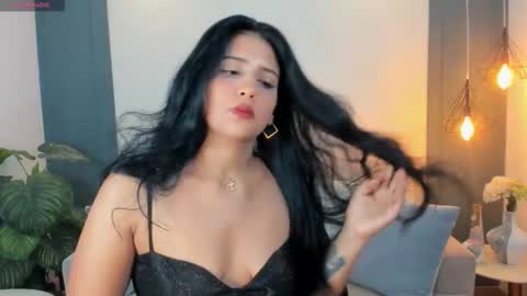 Snapshot of naomigraxe chatting on 02.14.26 Ashley Rose online show from 02.14.26