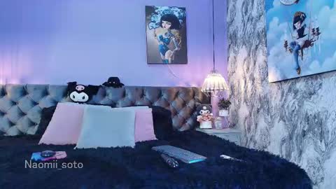 Snapshot of naomii_soto chatting on 09.25.25 Naomi online show from 09.25.25