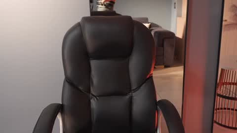 Naomi online show from 01.09.25